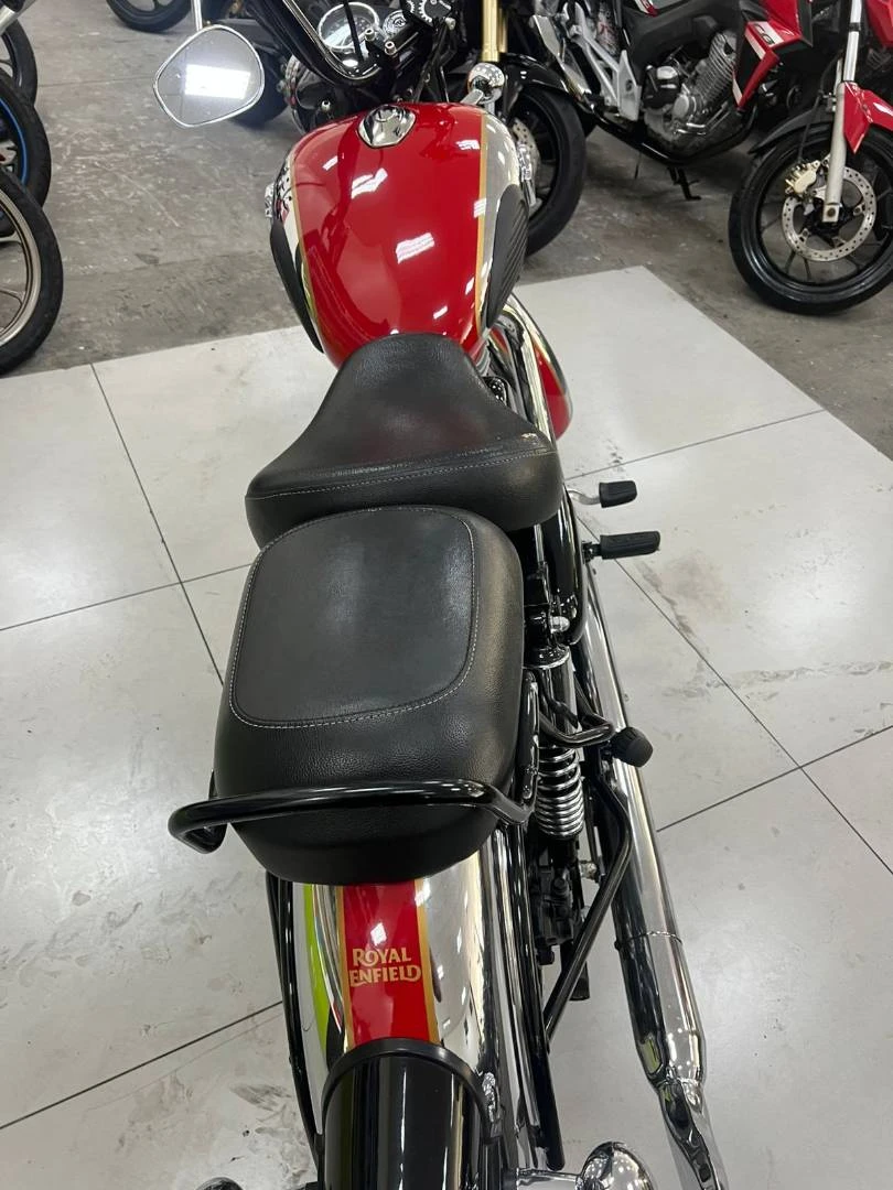 ROYAL ENFIELD CLASSIC 500