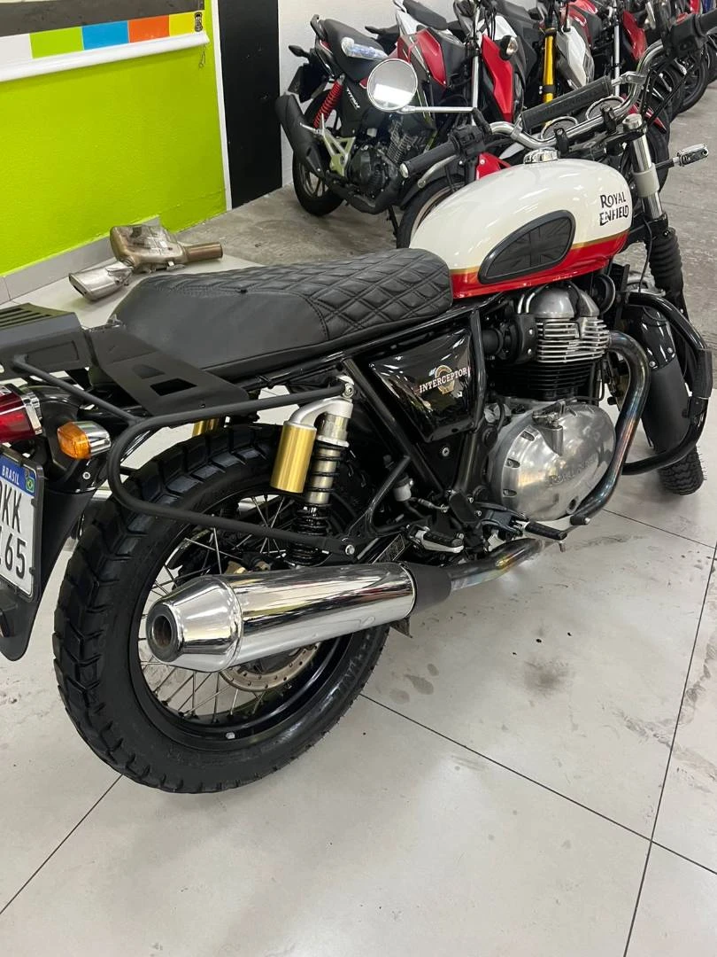 ROYAL ENFIELD INTERCEPTOR 