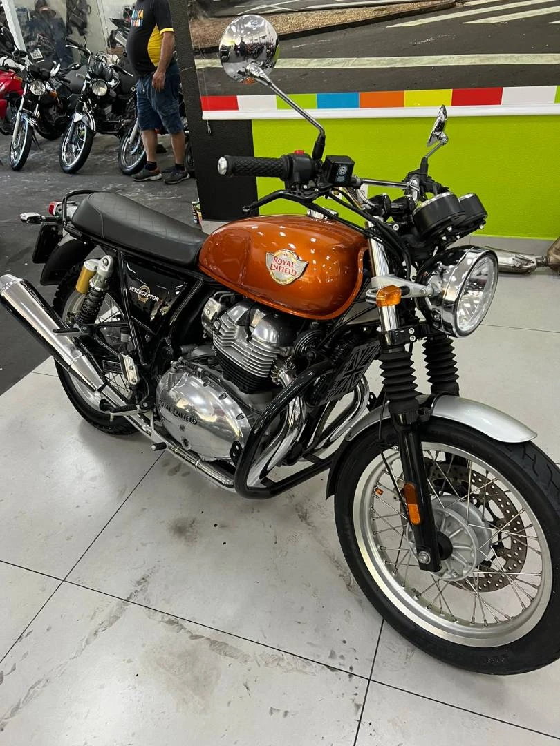 ROYAL ENFIELD INTERCEPTOR 
