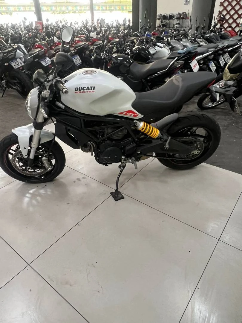 DUCATI MONSTER 797