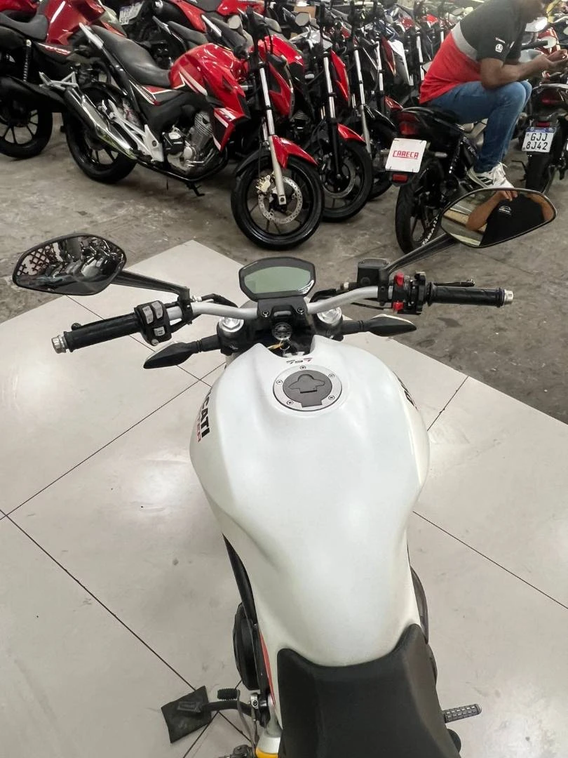 DUCATI MONSTER 797