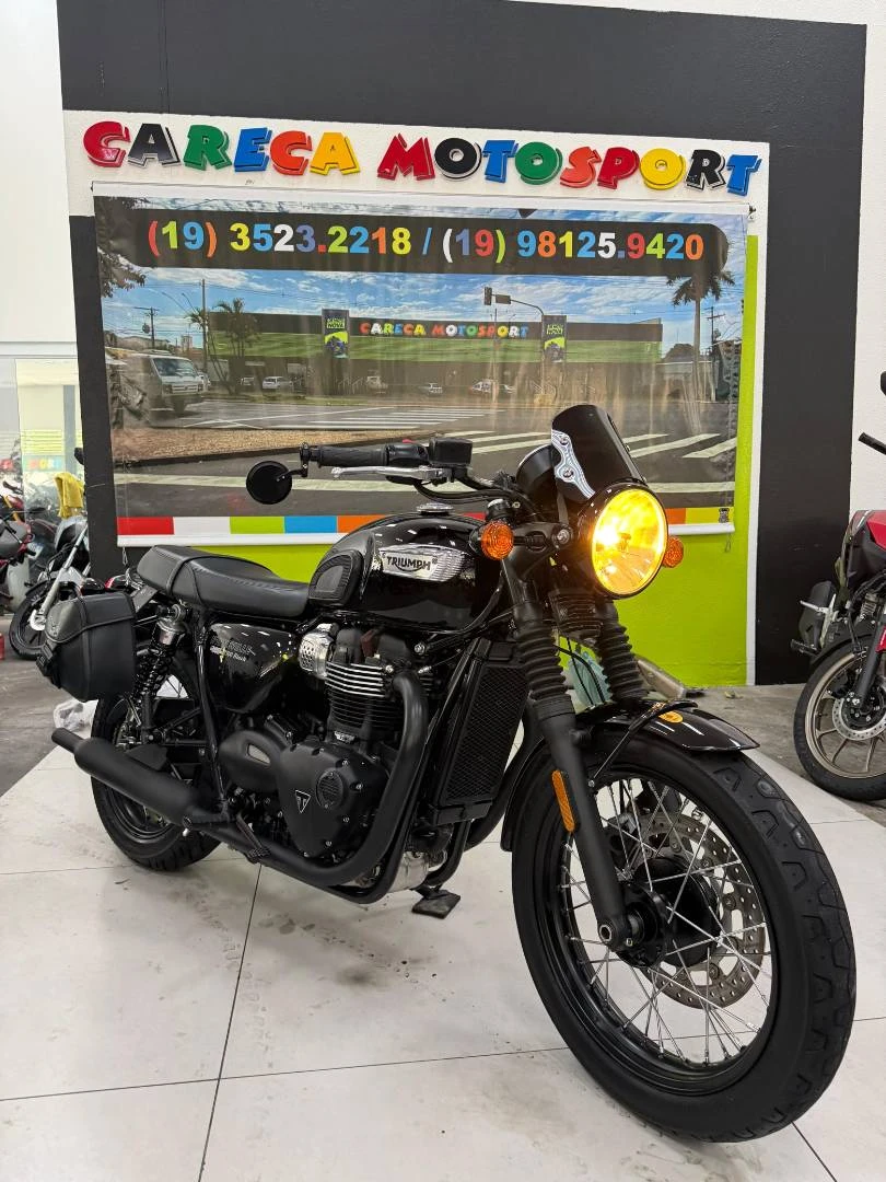 TRIUMPH BONNEVILLE T100 BLACK 900