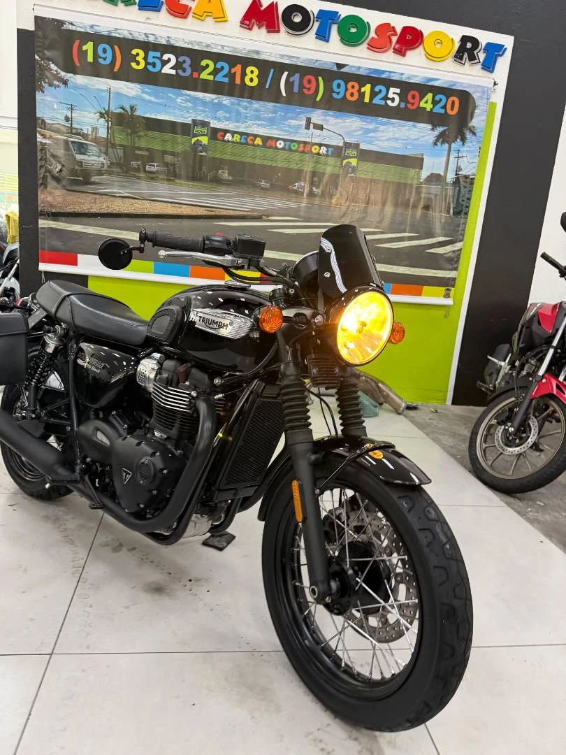 TRIUMPH BONNEVILLE T100 BLACK 900