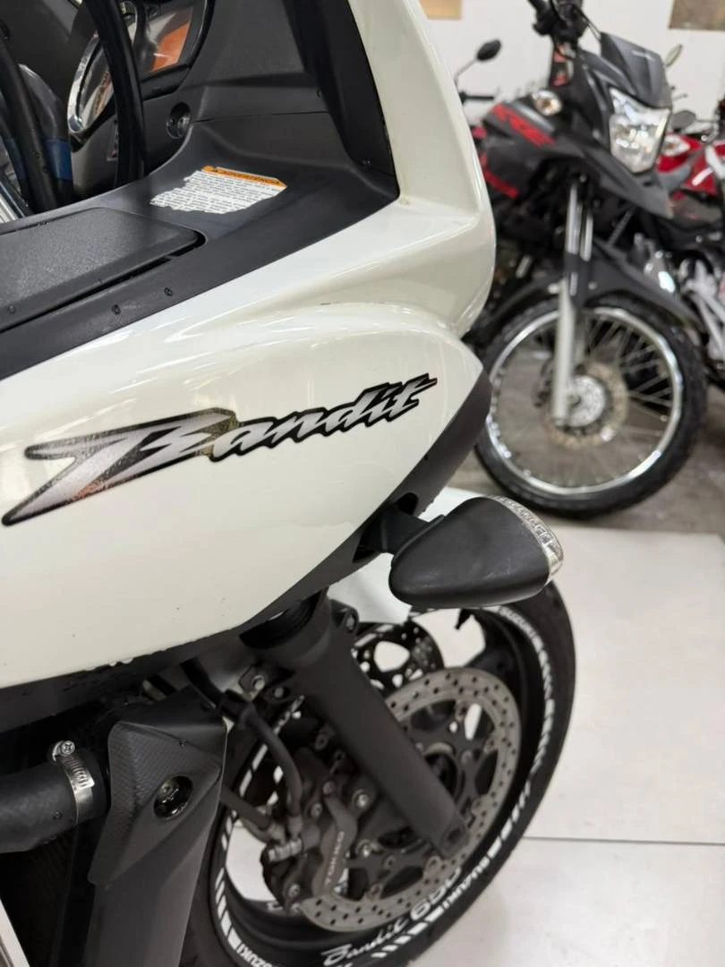SUZUKI BANDIT 650S
