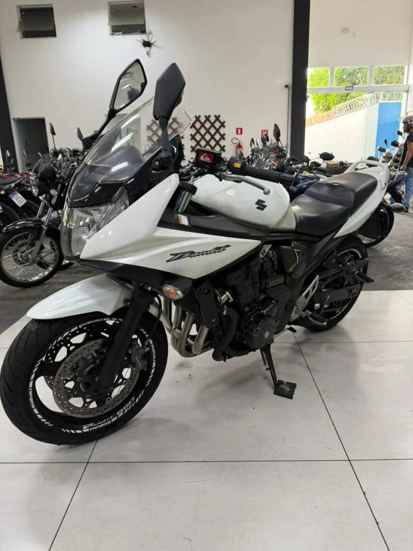 SUZUKI BANDIT 650S