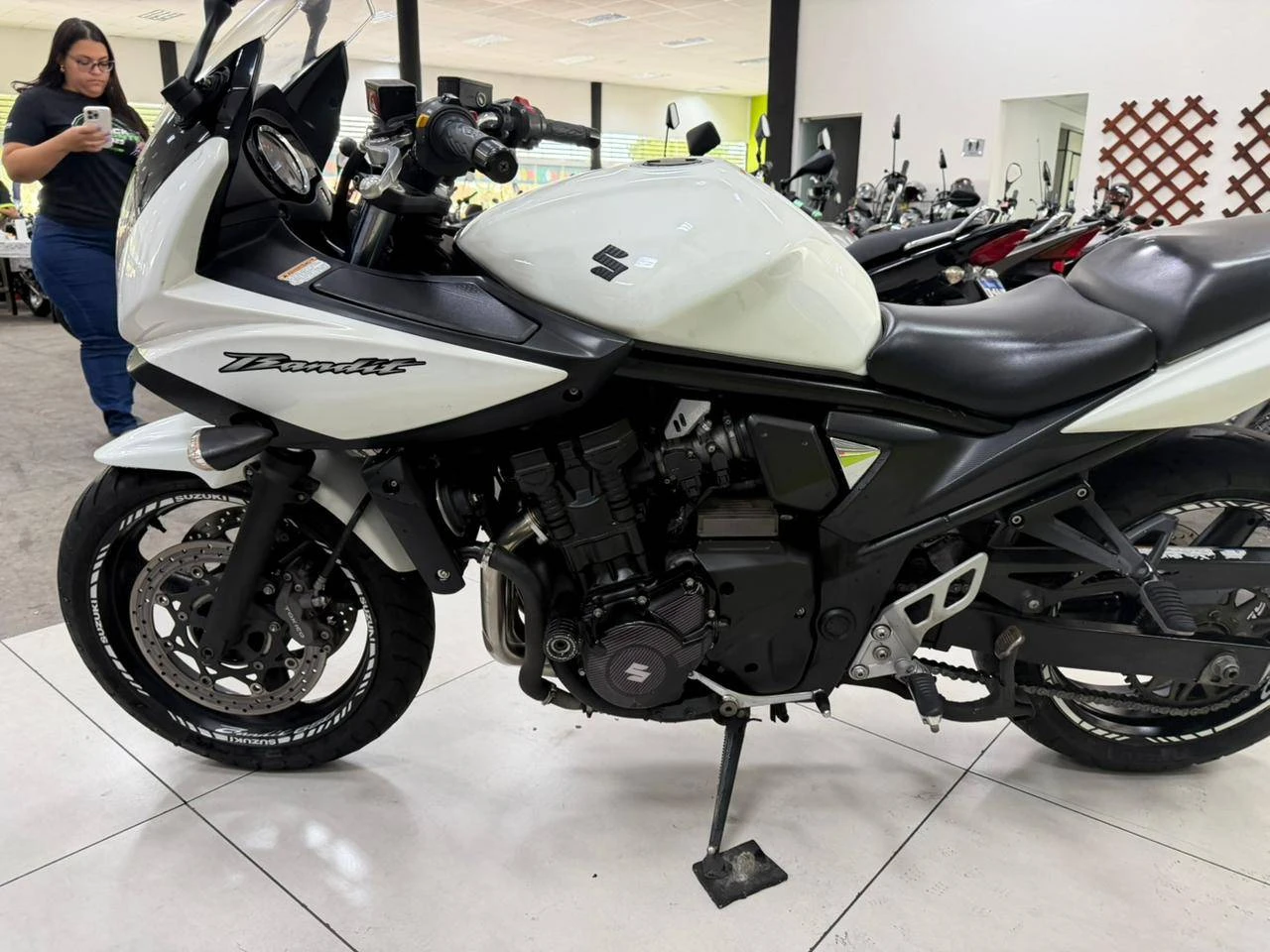 SUZUKI BANDIT 650S