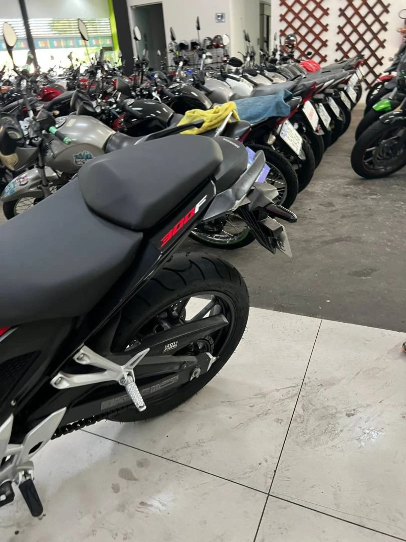 HONDA CB 300F TWISTER ABS