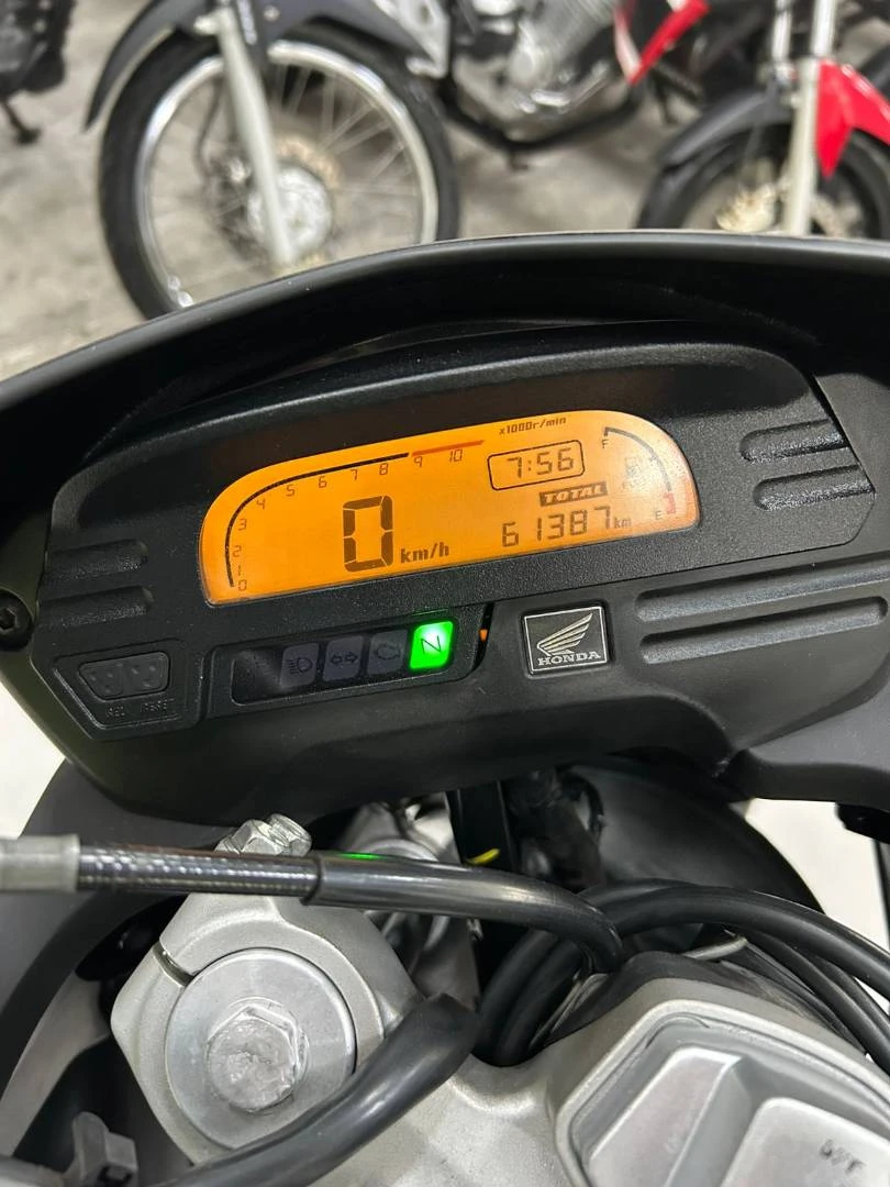 HONDA XRE 300 RALLY