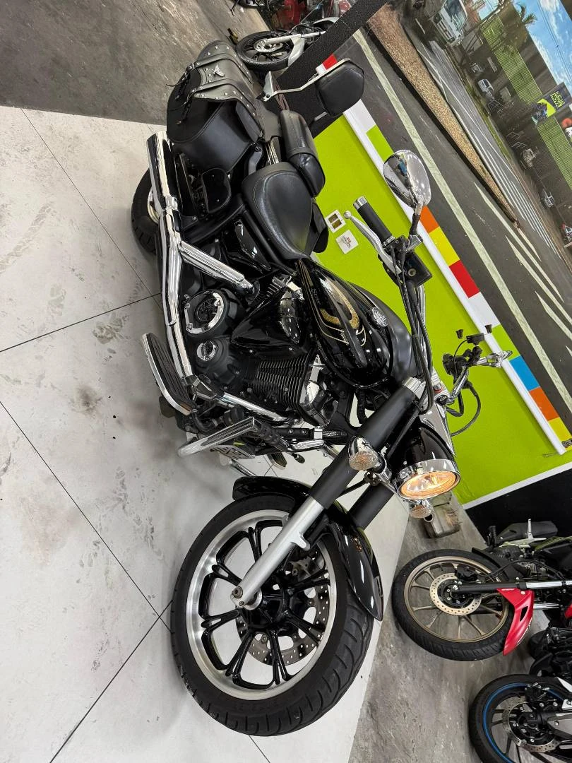 YAMAHA XVS 950A MIDNIGHT STAR