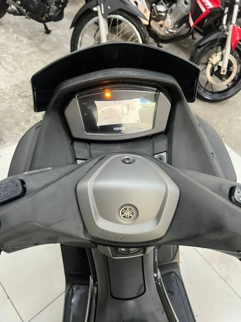 YAMAHA NMAX 160 ABS