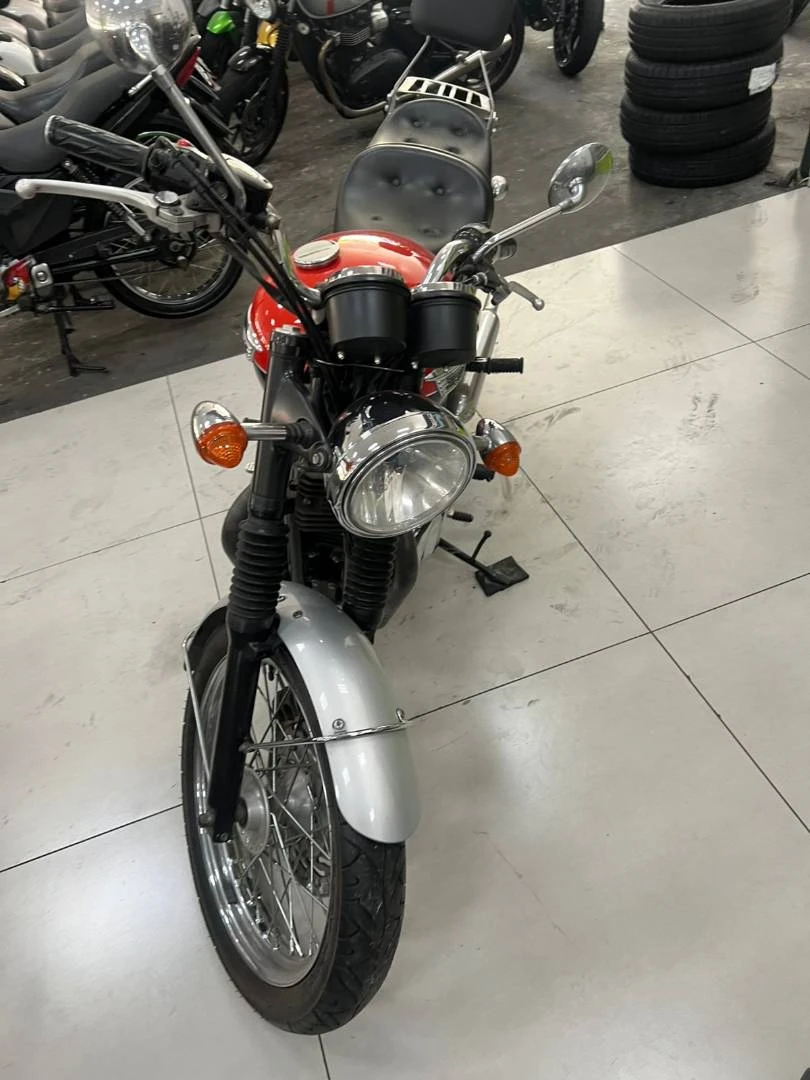 TRIUMPH BONNEVILLE T100 BLACK 900