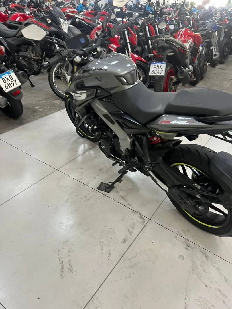 BAJAJ DOMINAR 400
