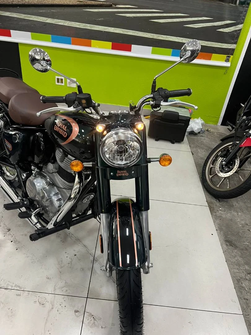 ROYAL ENFIELD CLASSIC 500