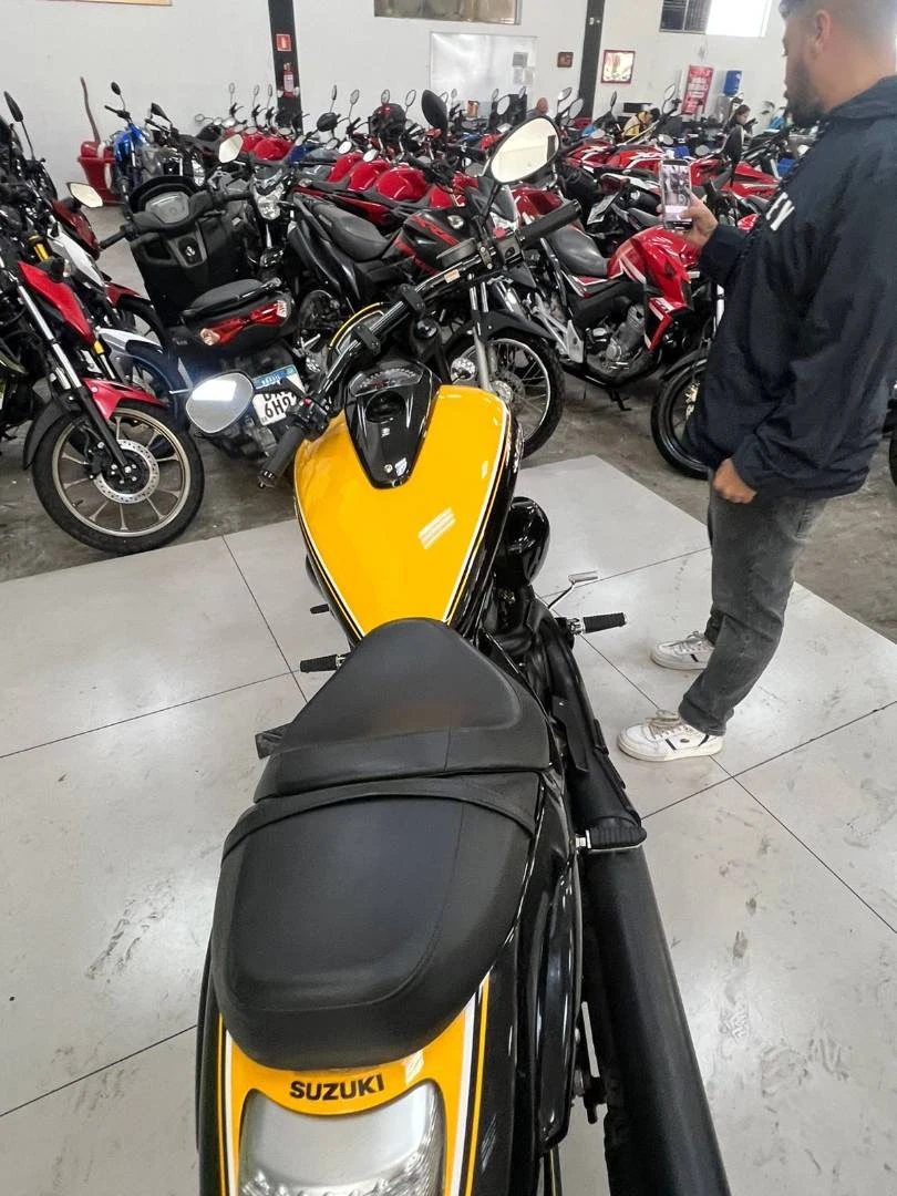 SUZUKI BOULEVARD M1800R