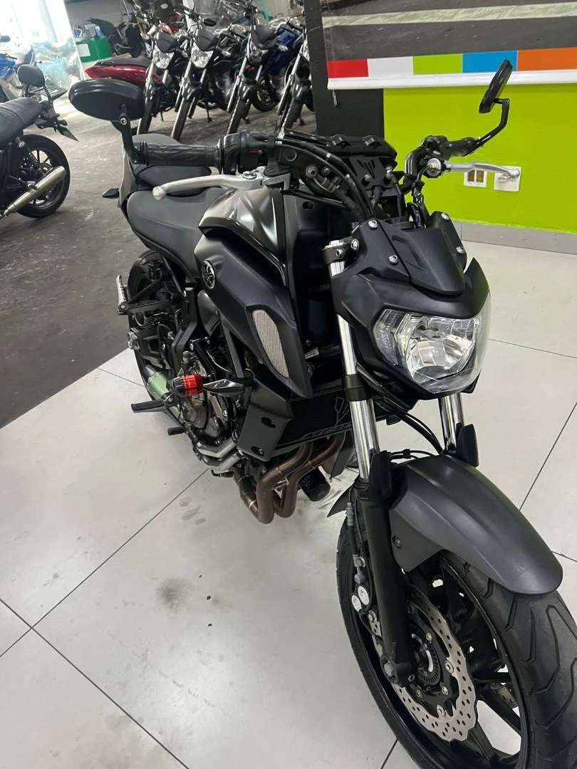 YAMAHA MT-07 ABS