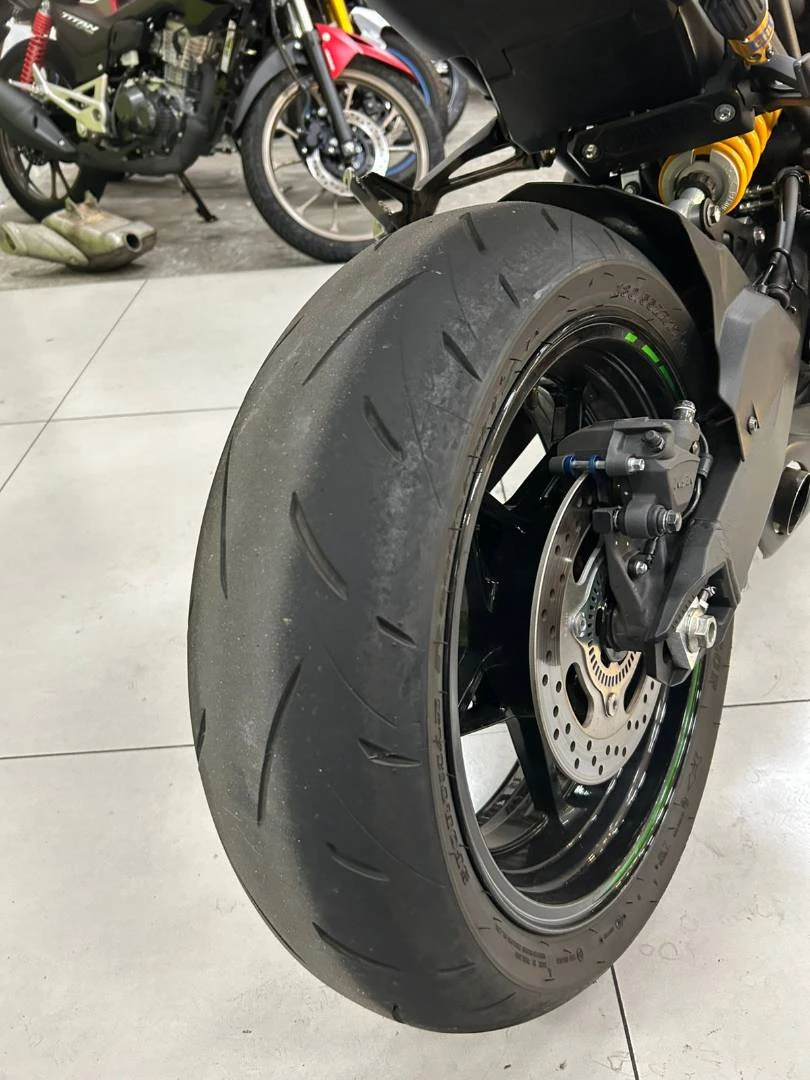 KAWASAKI Z900 R EDITION