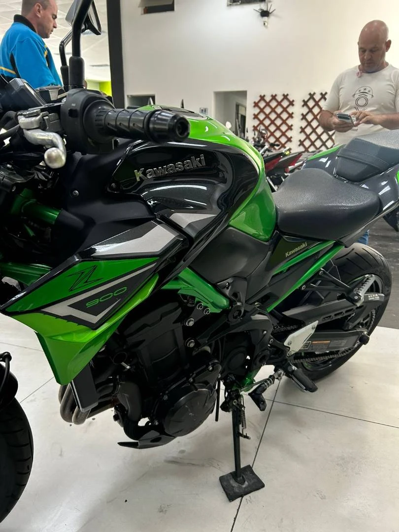 KAWASAKI Z900