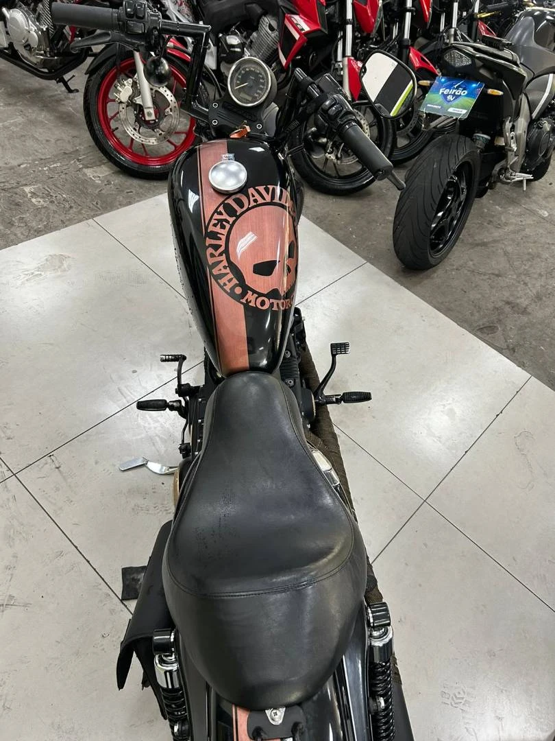 HARLEY-DAVIDSON SPORTSTER XL 883 N IRON