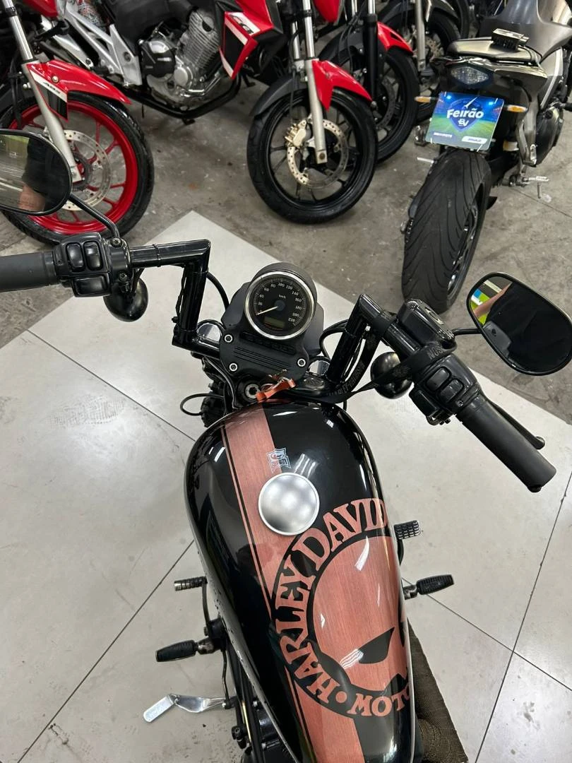 HARLEY-DAVIDSON SPORTSTER XL 883 N IRON