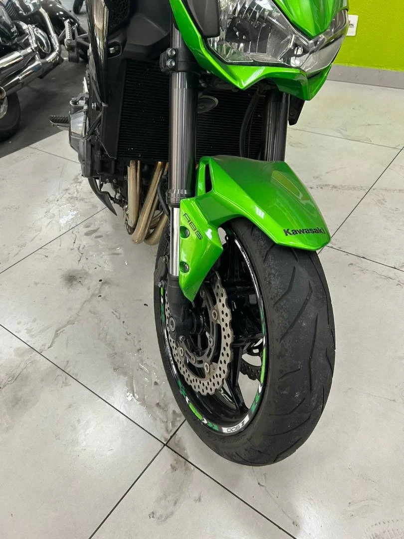 KAWASAKI Z900