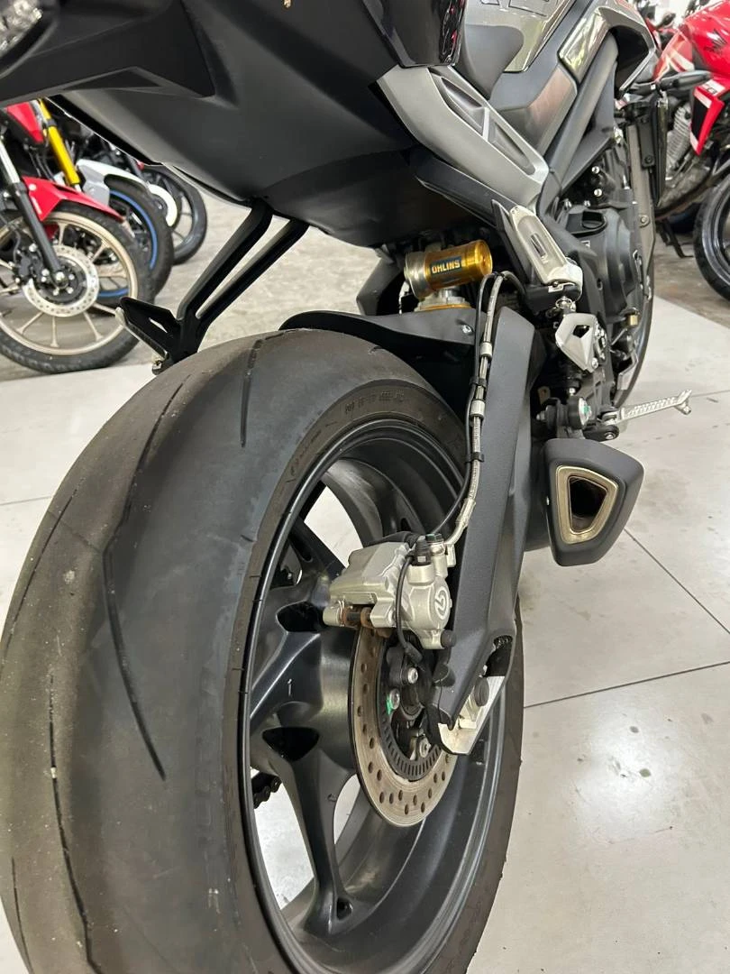 TRIUMPH STREET TRIPLE 765 RS
