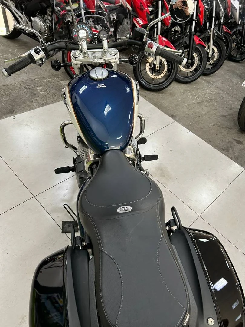ROYAL ENFIELD SUPER METEOR 650