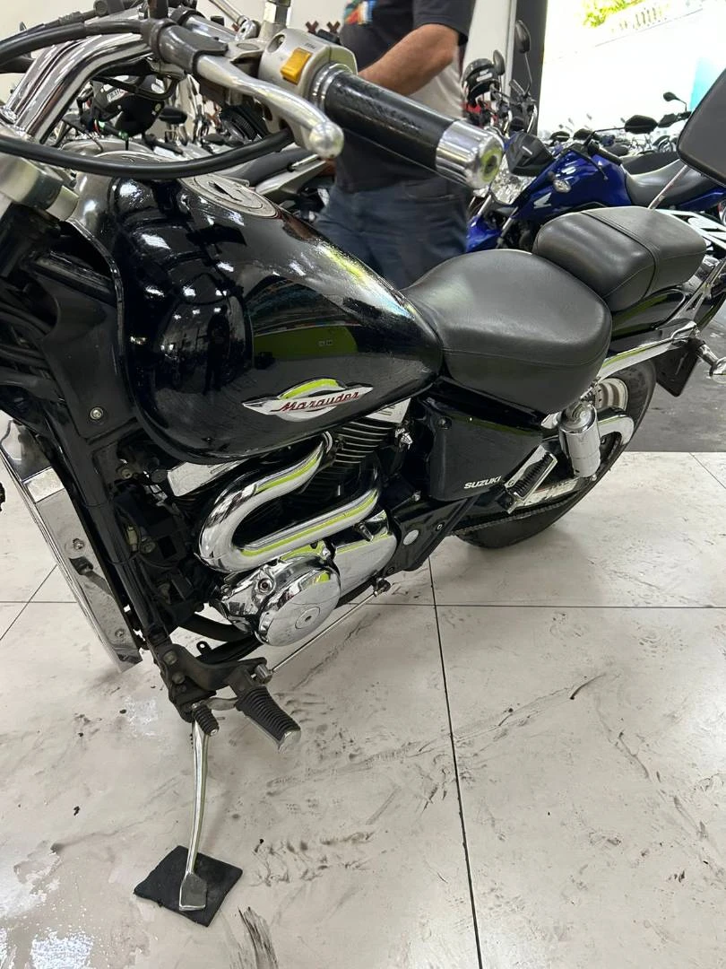 SUZUKI MARAUDER 800