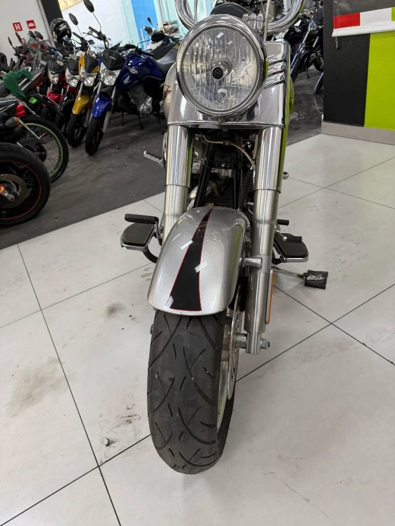 HARLEY-DAVIDSON FAT BOY FLSTF