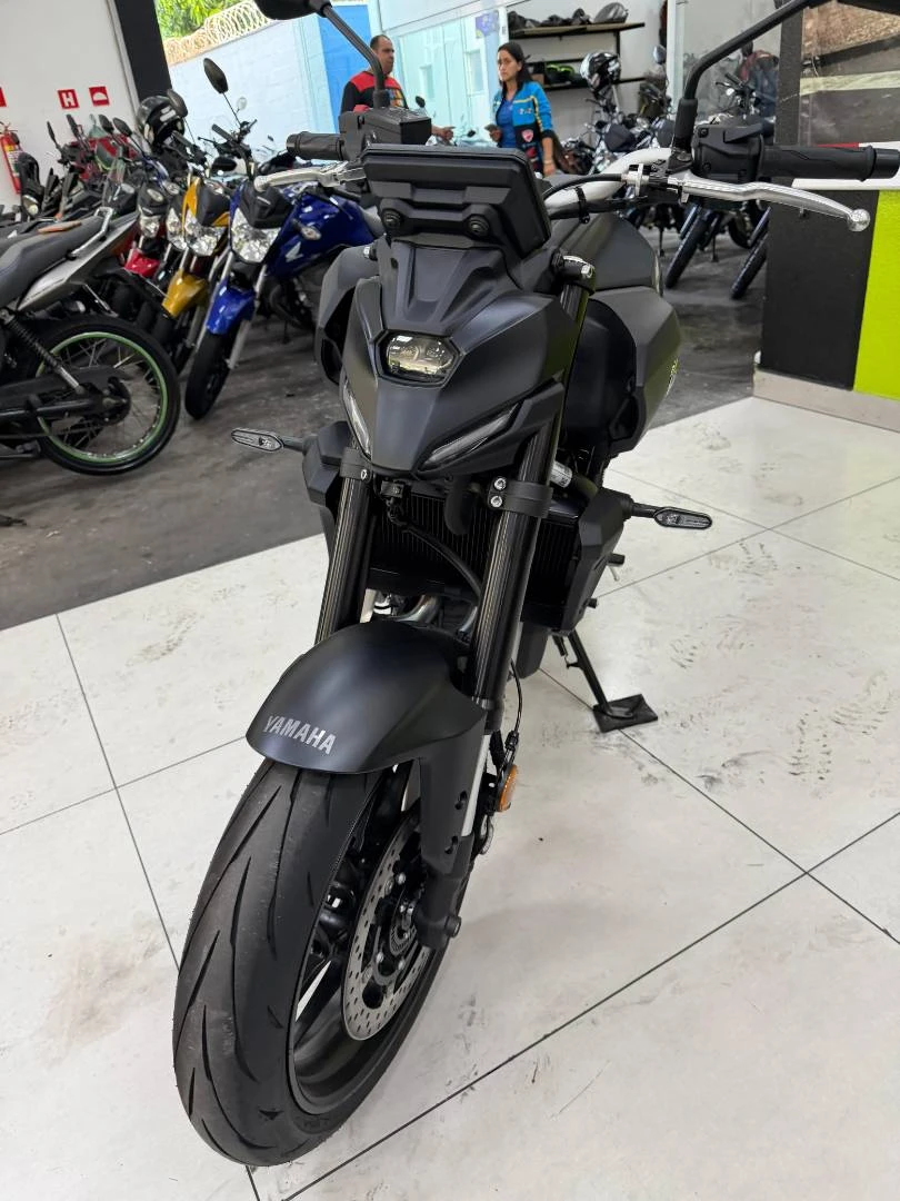 YAMAHA MT-07 ABS