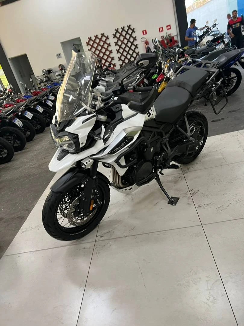 TRIUMPH TIGER 1200 XCX