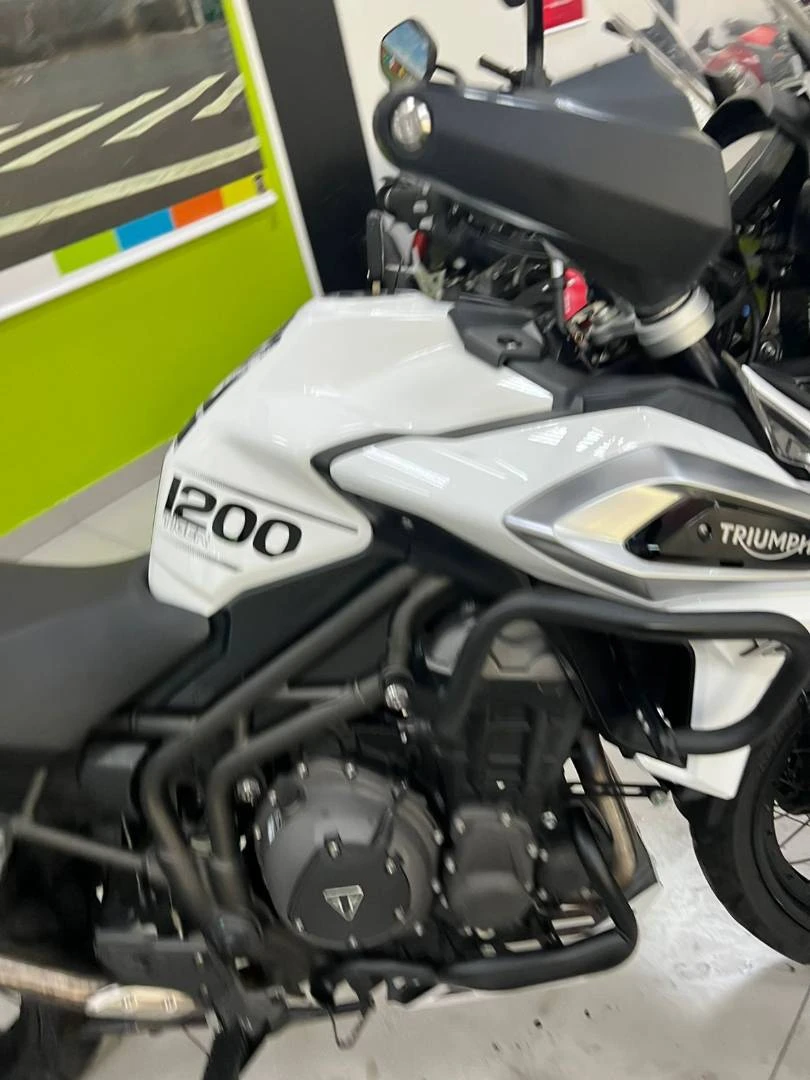 TRIUMPH TIGER 1200 XCX