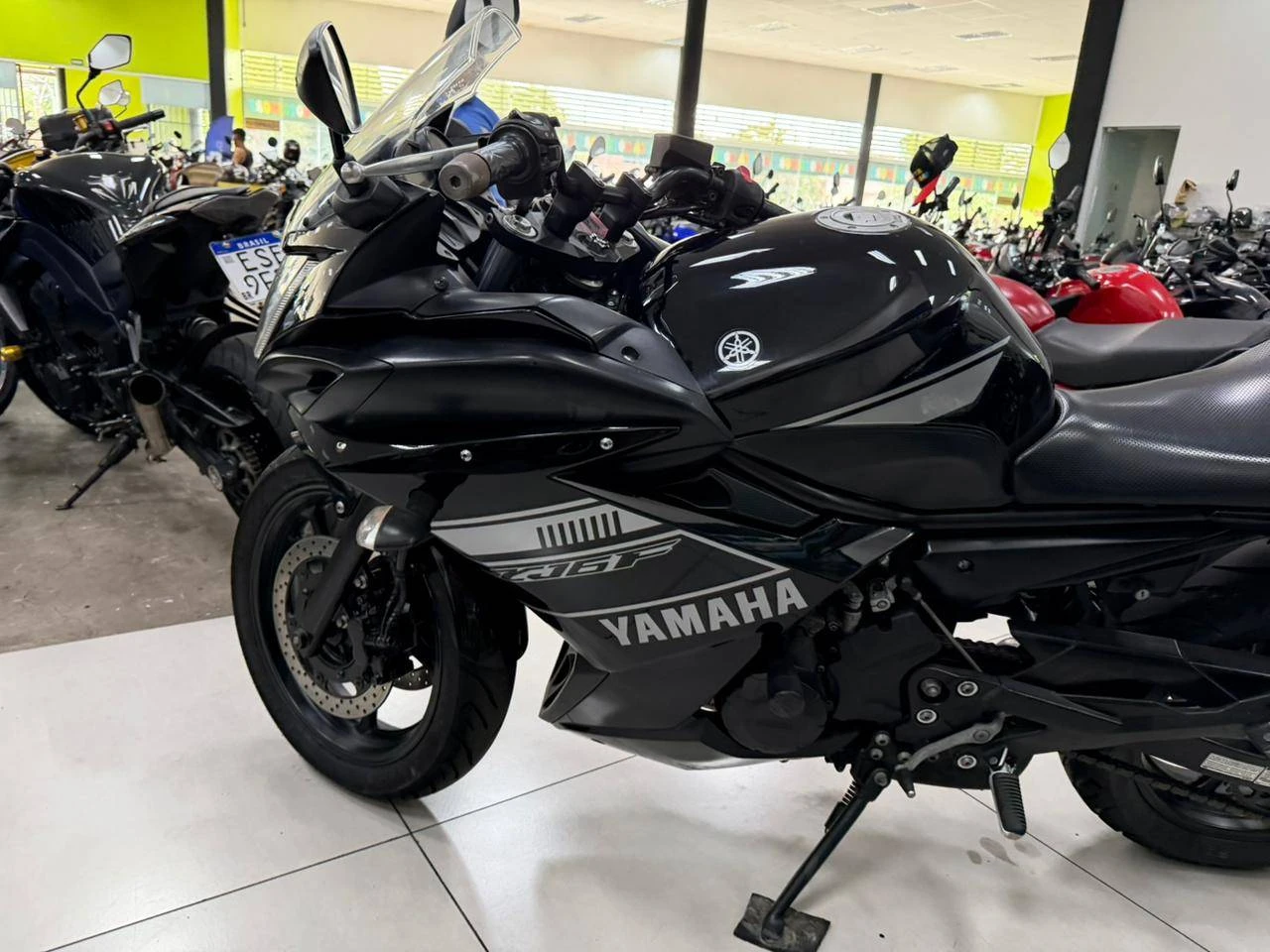 YAMAHA XJ6 F