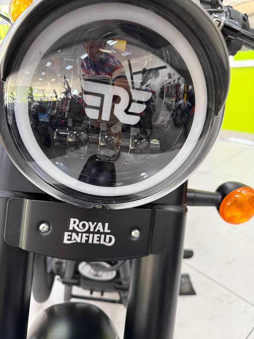 ROYAL ENFIELD CLASSIC 500