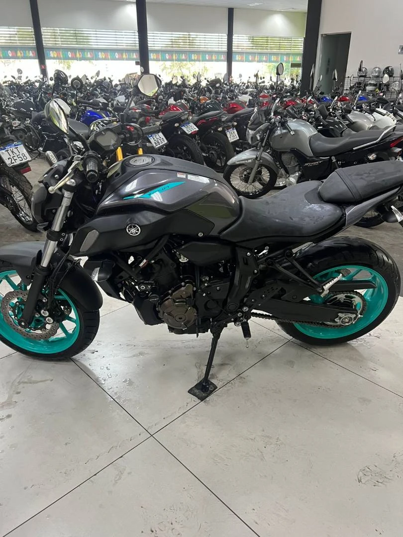 YAMAHA MT-07 CONNECTED ABS