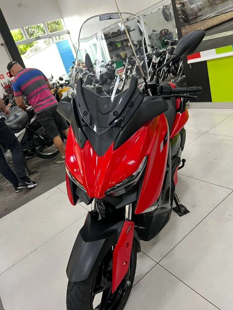 YAMAHA XMAX 250 CONNECTED ABS