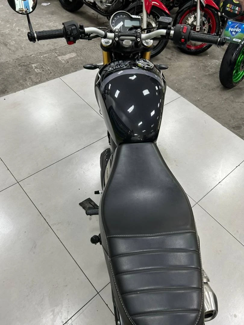 TRIUMPH SPEED 400