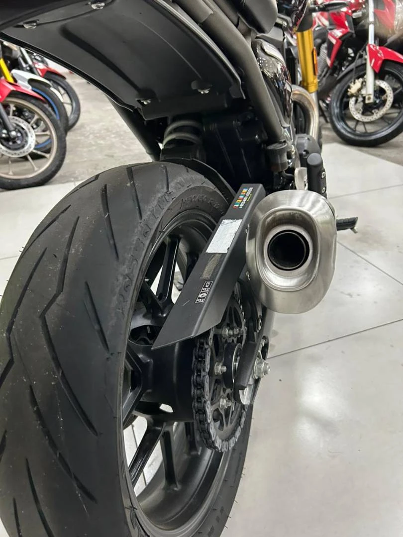 TRIUMPH SPEED 400