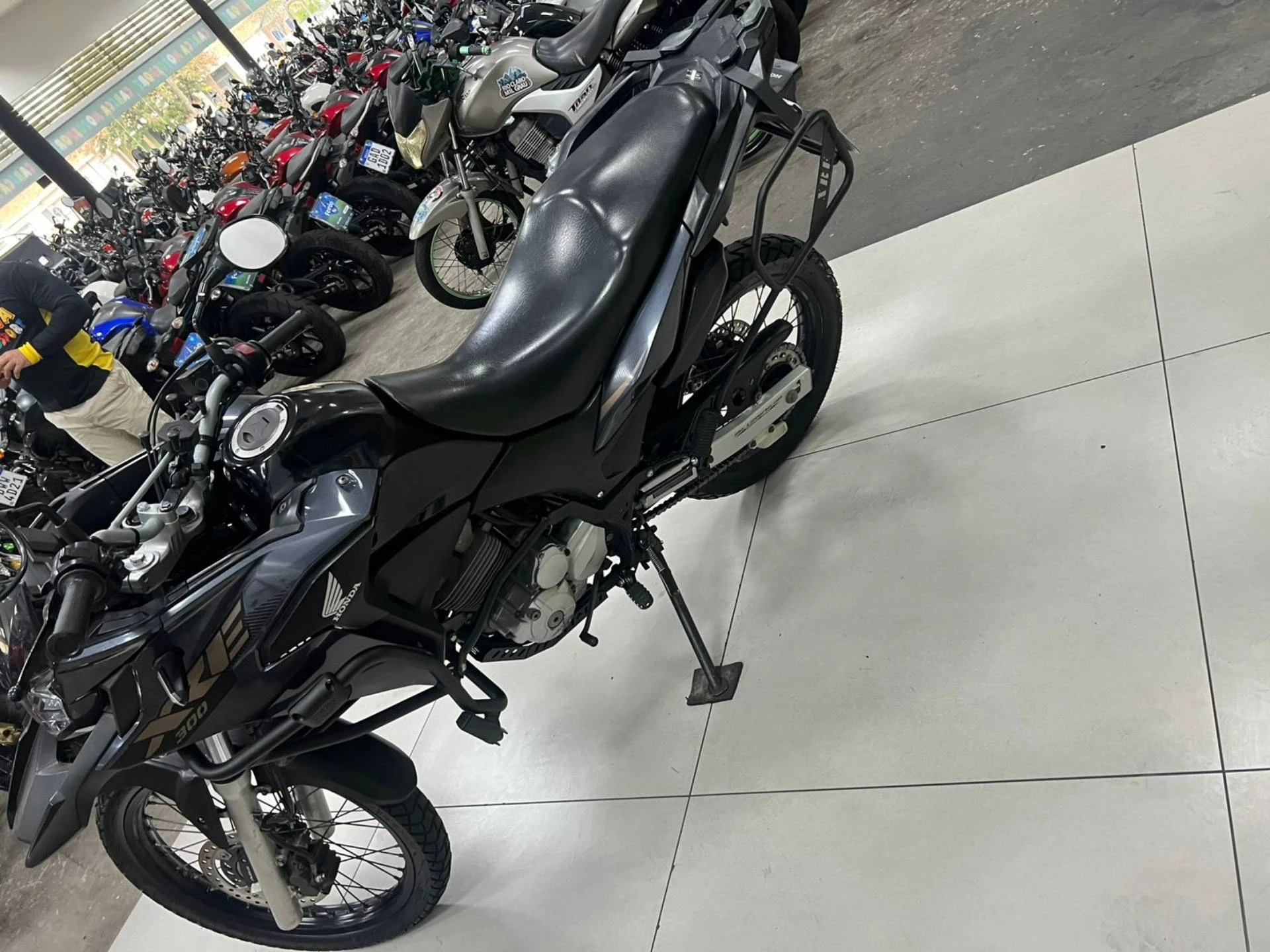 HONDA XRE 300 ABS