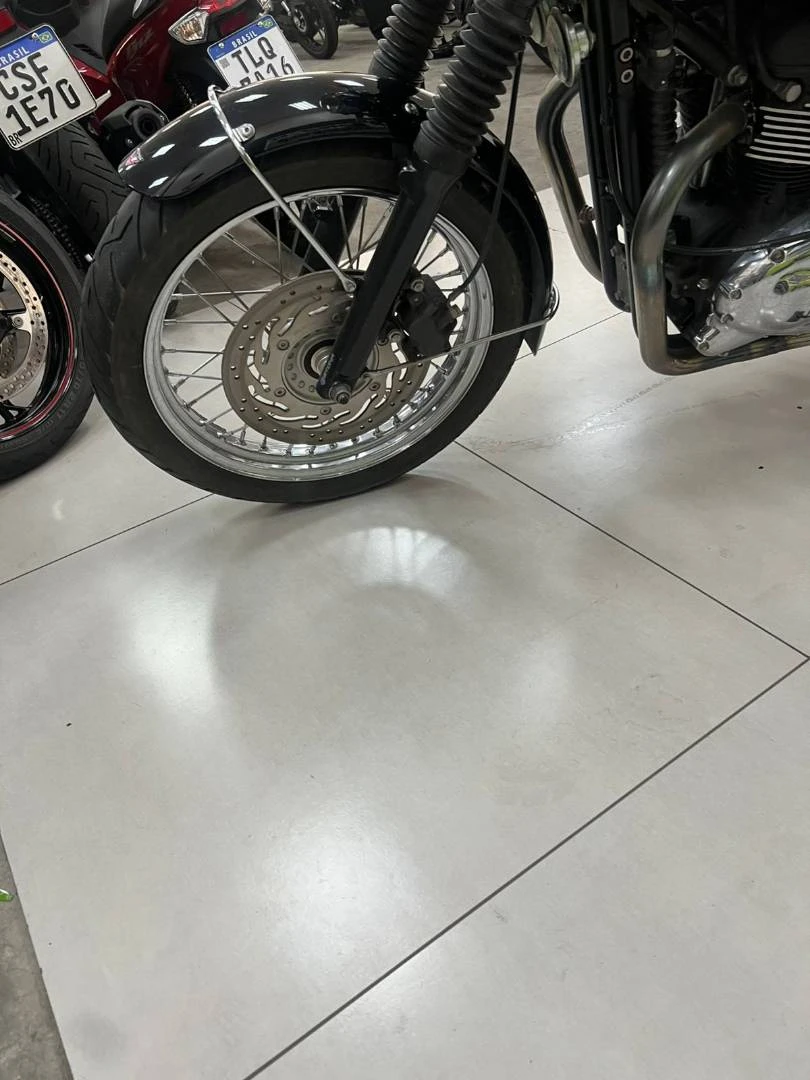 TRIUMPH BONNEVILLE T 100 865