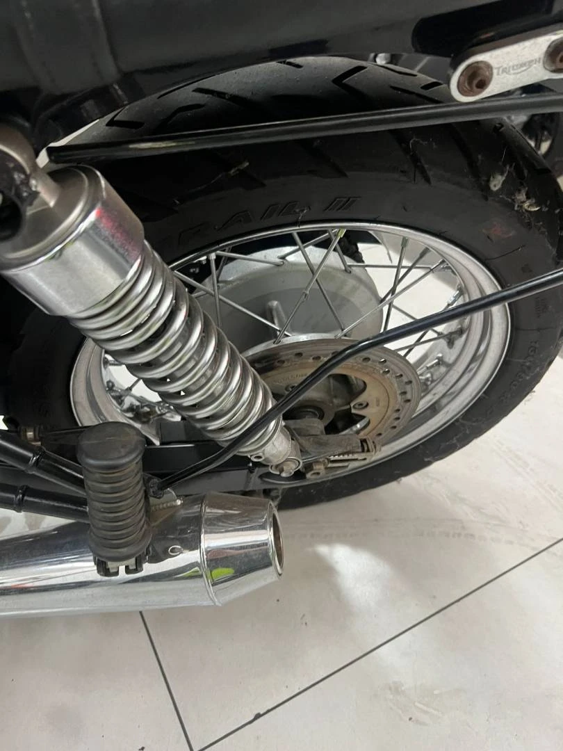 TRIUMPH BONNEVILLE T 100 865