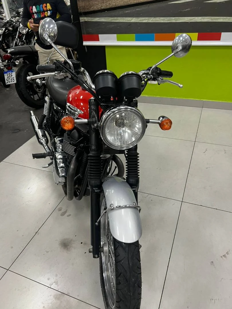 TRIUMPH BONNEVILLE T 100 865