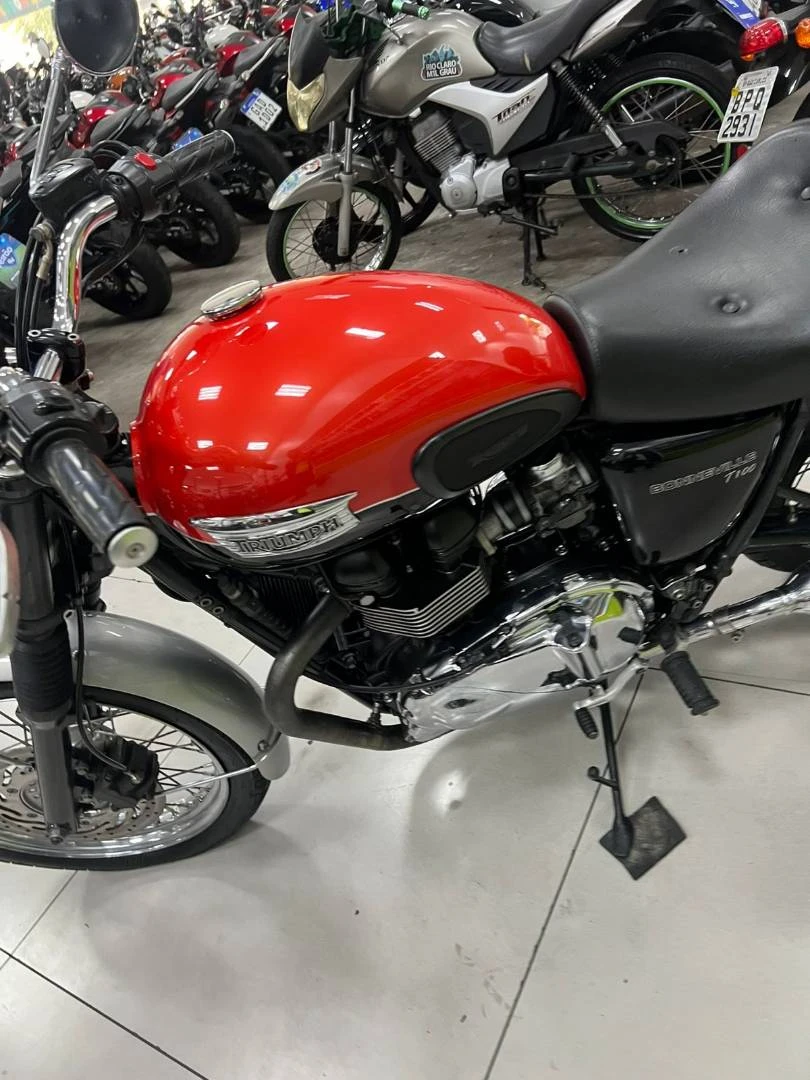 TRIUMPH BONNEVILLE T 100 865