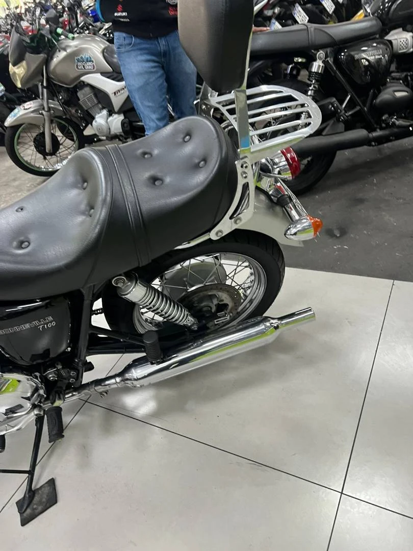 TRIUMPH BONNEVILLE T 100 865