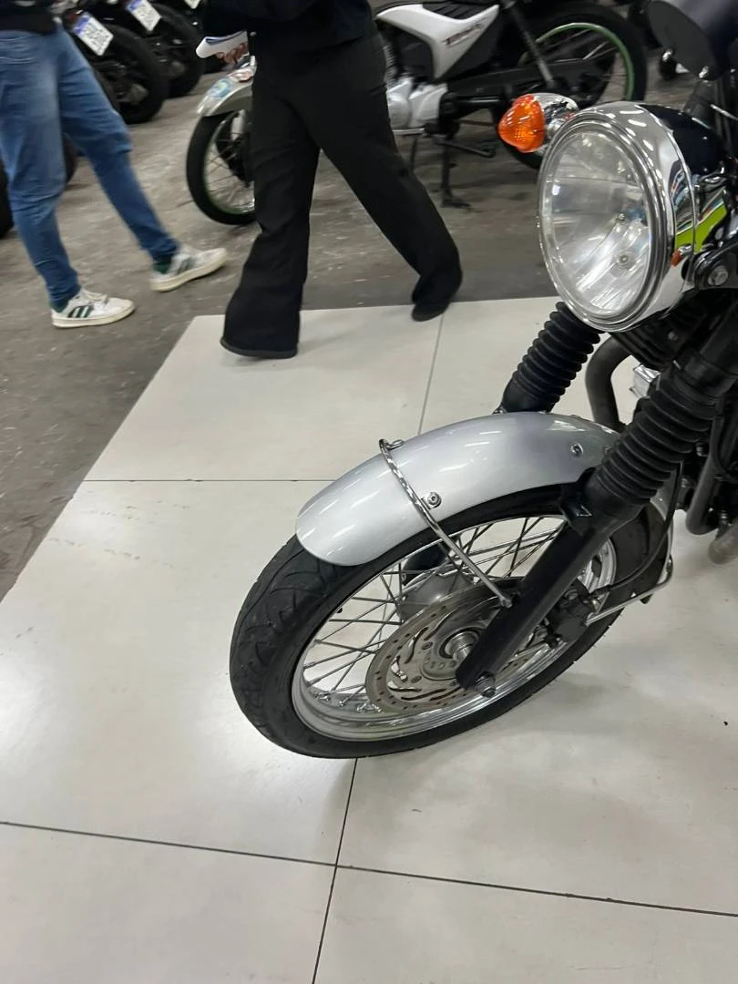 TRIUMPH BONNEVILLE T 100 865