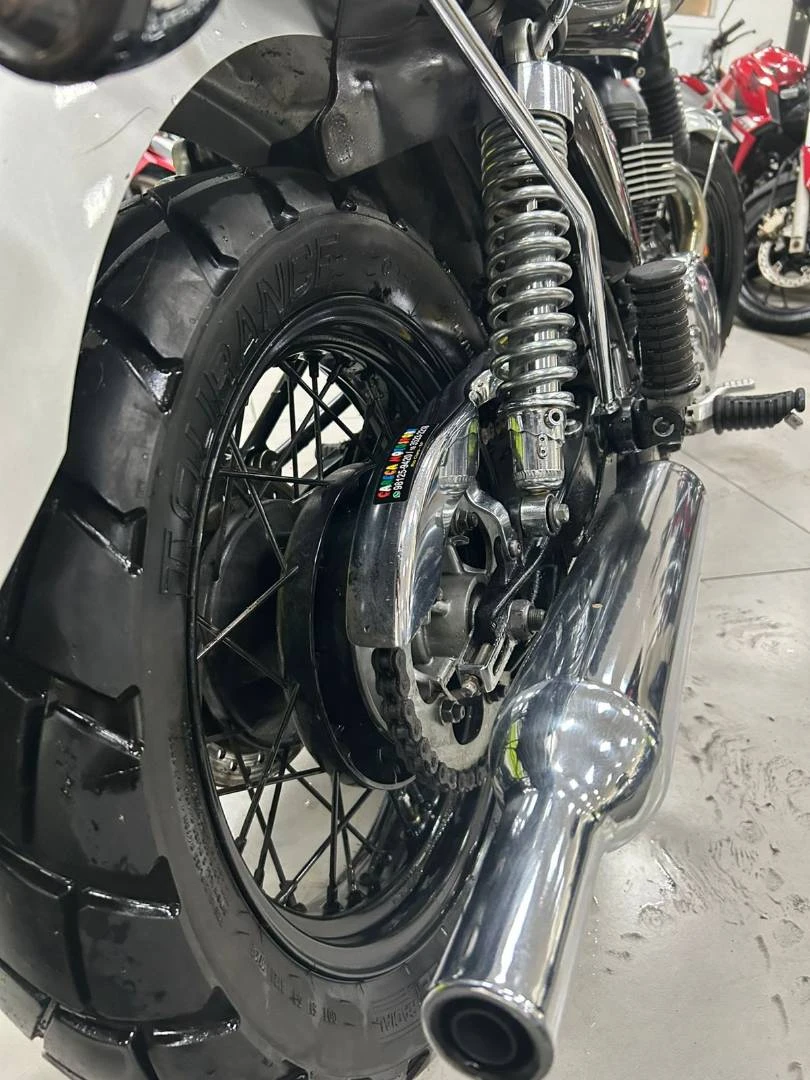 TRIUMPH BONNEVILLE T 100 865