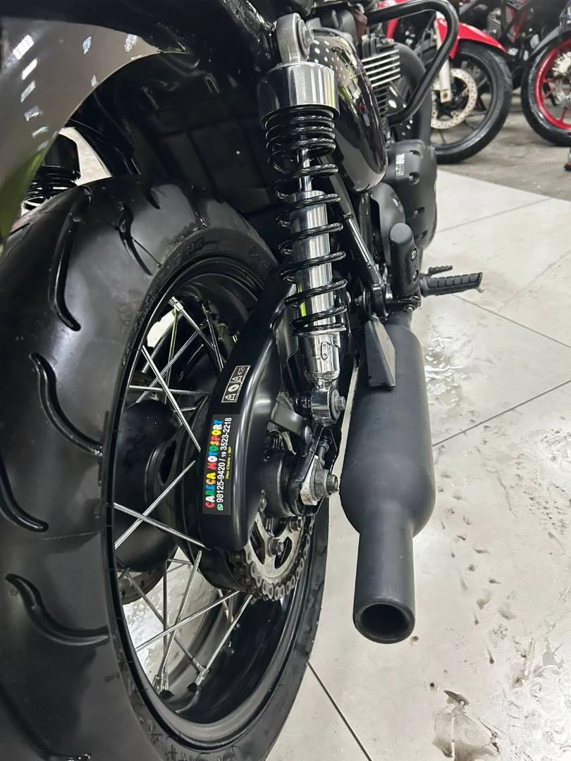 TRIUMPH BONNEVILLE T100 BLACK 900