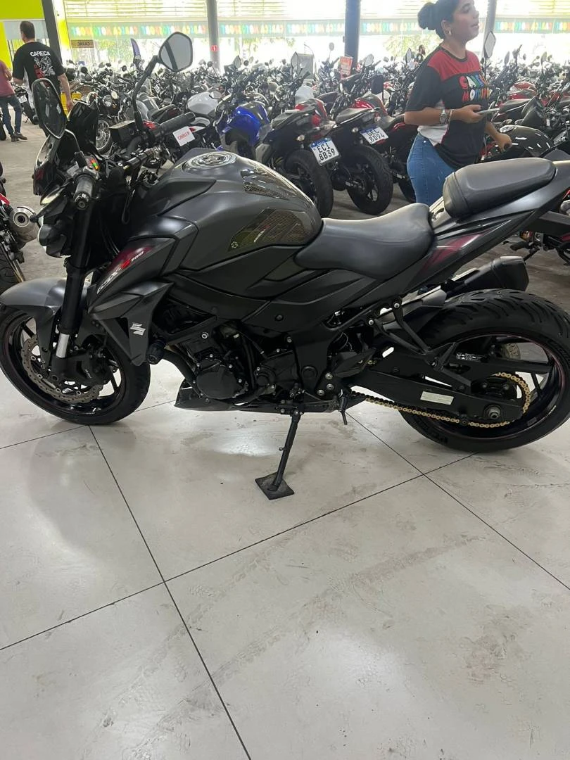 SUZUKI GSX S 750AZ