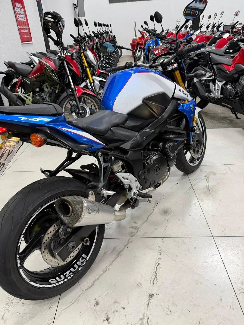 SUZUKI GSR 750ZA