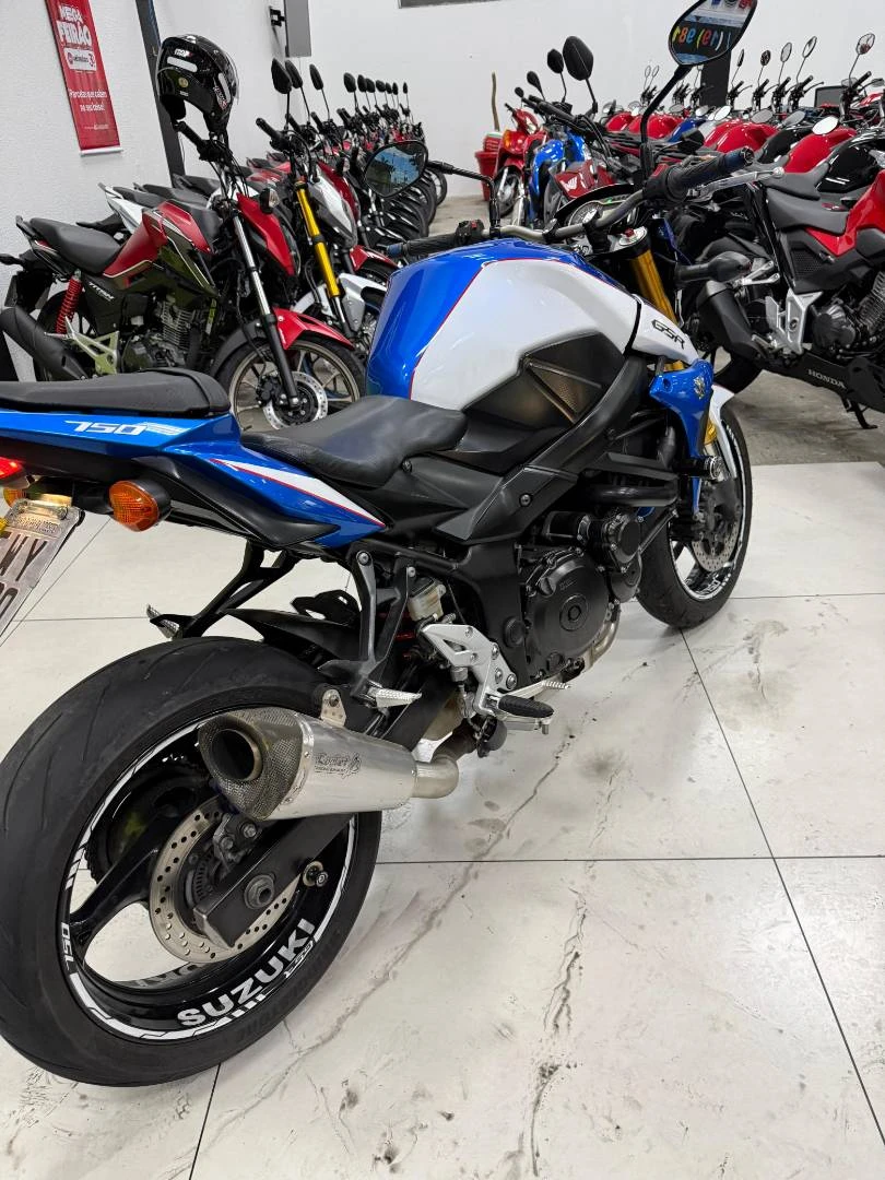 SUZUKI GSR 750ZA