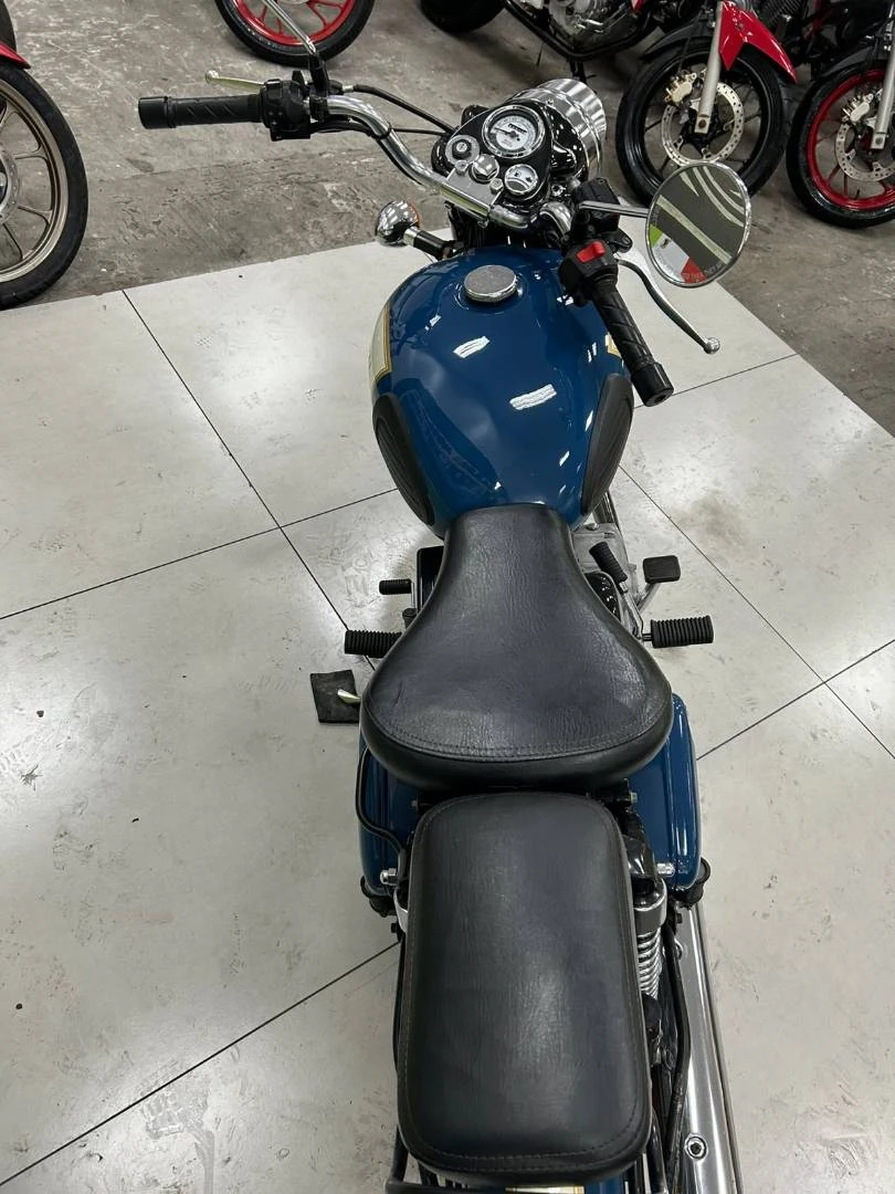 ROYAL ENFIELD CLASSIC 500